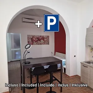 Casa Fortunata Con Parcheggio , Livorno Italia